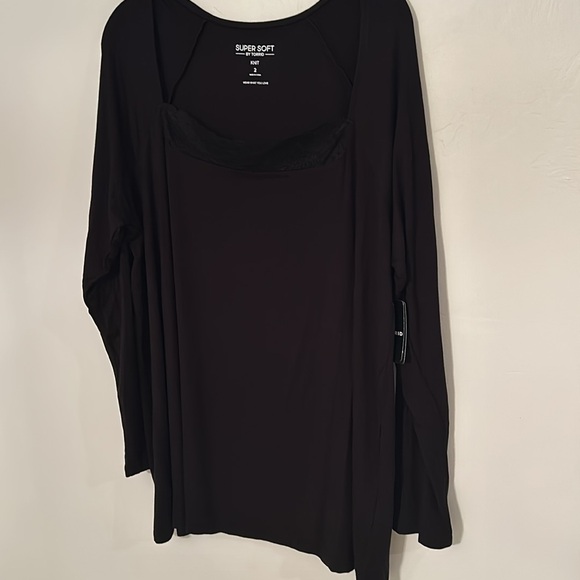 NWT Torrid 2 Super Soft Jersey Knit Lace Insert Top - Picture 5 of 9